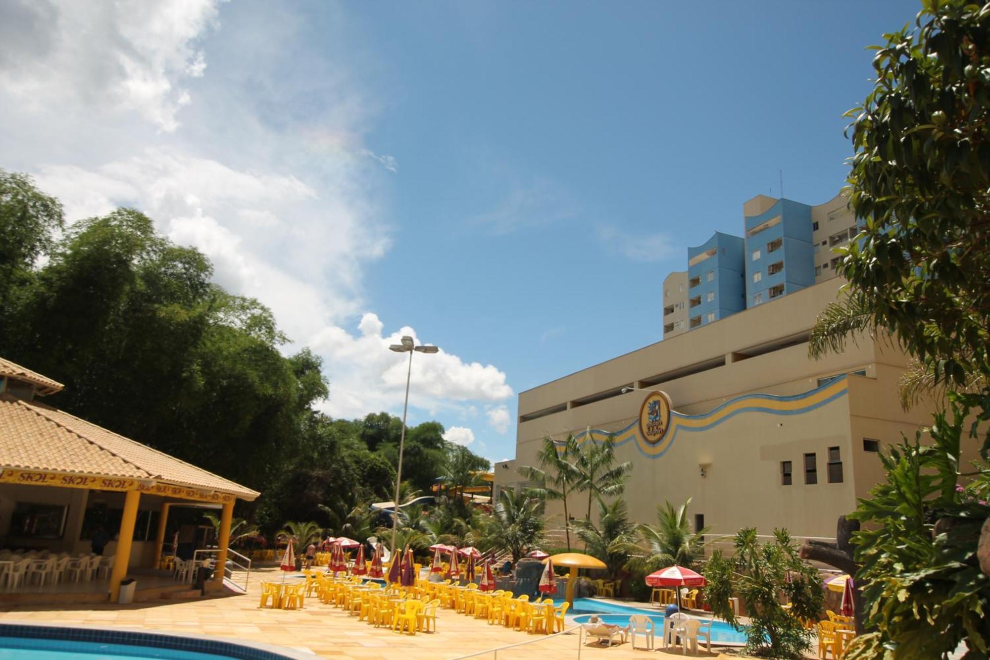 Golden Dolphin 24h Click Caldas Apartment *